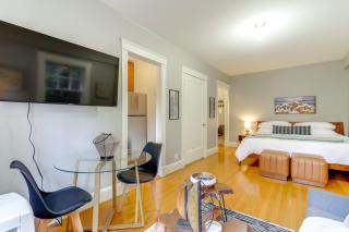 2 Mi to Lumen Field Cozy Downtown Couples Studio - 3