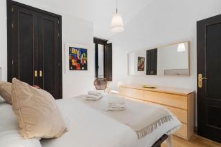 Céntrico Apartamento en Calle Carreteria - Malaga - 2