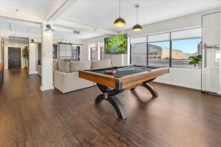 Downtown Indy Double Unit Penthouse Near ICC - 9