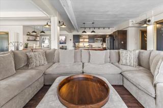 Downtown Indy Double Unit Penthouse Near ICC - 2