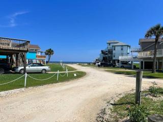 3rd Home From Private Beach Access - 6