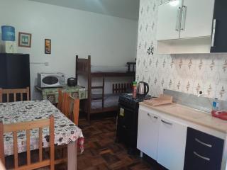 Kitnet Completa - 400 metros da praia - 02 - 2