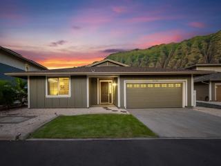 Ocean view pool, 5 mins to Beach, Sleep 12 - 5