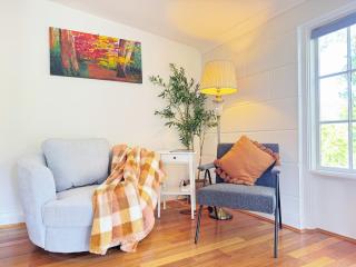 Tranquil Leura 3BDR Unit 3 Minutes to Shops - 8