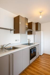 Joyful Group City Living 2- Bed Apartment near Piccadilly - 9