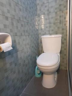 Appartement entré personnelle de 2 chambres salons à fidjrossè cotonou - 4