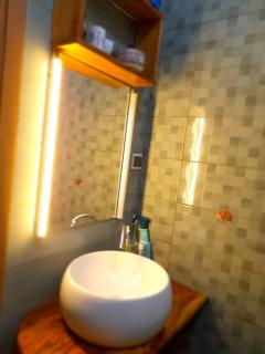 Appartement entré personnelle de 2 chambres salons à fidjrossè cotonou - 1