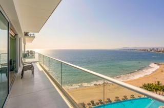 Peninsula Vallarta Beachfront condos - 3