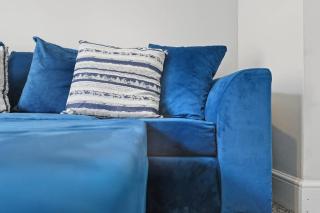 Lowestoft Seaside Escape by Eason Stays, Free Parking next to Sea Front - 3