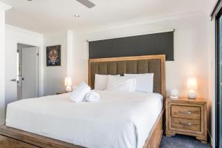 East Village Collective Poolside Urban Ease 15 min to Airport - 7