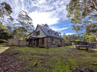 The Stone Cottage - Bruny Island - 9