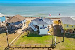 Wave Watcher - Stylish, Direct Oceanview, Near Jetty - Surfside Beach - 9