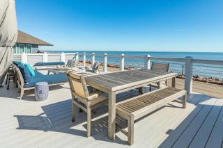 Stylish Wave Watcher - Direct Oceanview Near Jetty - 2