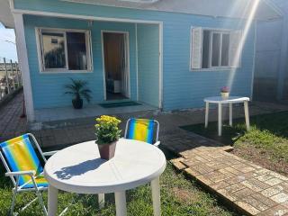 Casa ECONÓMICA en el corazón de la ciudad perfecta para familias o grupos! - 0