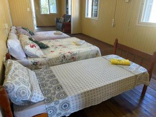 Casa ECONÓMICA en el corazón de la ciudad perfecta para familias o grupos! - 6