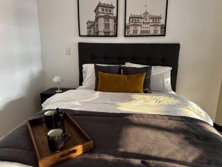 Balcony of the Center, 3 blocks from Central Park - 9