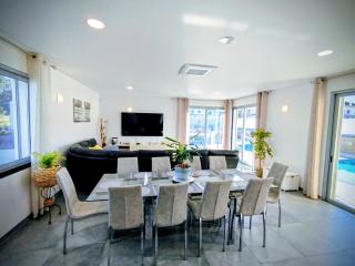 Villa Luz 37 - Jacuzzi Terrace & Swimming Pool - 4