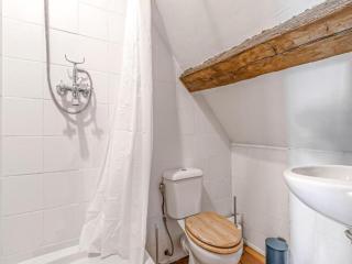 Gites for 2 people at a chateau with a garden - 2