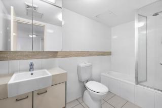 Emerald Tara Palace - 6