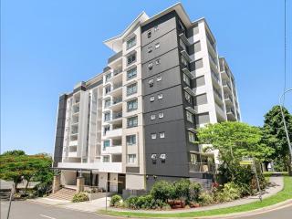 Emerald Tara Palace - 3