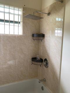 The Oasis at the Manor - 5