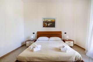 Elisa's - Villa with Garden - 6