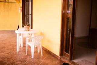 Casa com suítes e café da manhã - 0