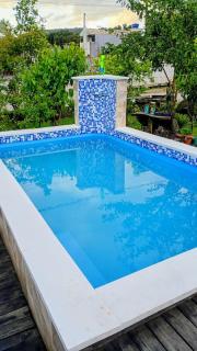 Casa Inteira - 3 Quartos - 11 Pessoas - Piscina infantil - 200m da praia - 9