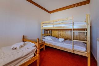 Ski-in and Ski-out Val Thorens Apt for 6 - 6