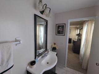 Your cozy Palm Bay Getaway - 9