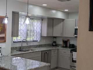 Your cozy Palm Bay Getaway - 2