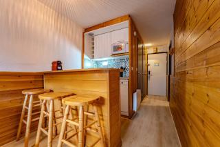 Ski in and out center of Valthorens - 1BR Sleeps 4 - 2