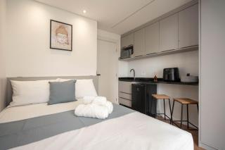 Modernidade no Batel | Suíte luxo - 2