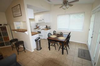 Quaint2brRetreat - 4