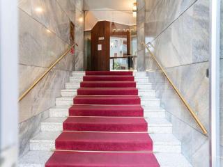 Urban apartment with private terrace - 4