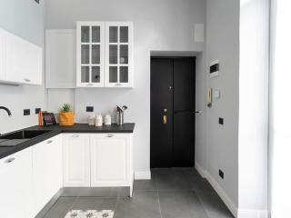 Bright Apartment by Argonne - 9