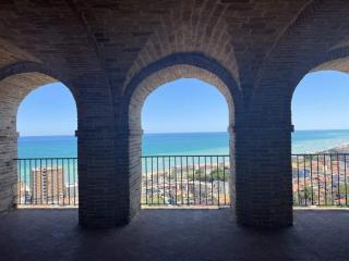 Elegant villa with hot tub, views - 4