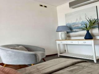 Elegant villa with hot tub, views - 3