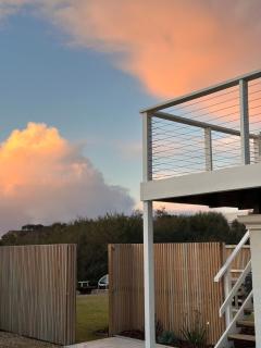 Magpie Sands - Ocean Views & Seaside Luxury - Steps to beach - 1