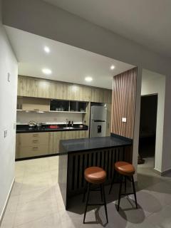 Departamento de lujo cercano a Citadel y aeropuerto - 2