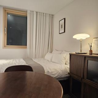 연남홍대신촌공항철도3베드짐보관주차테라스 - 0