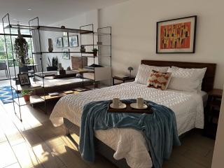 Gallery Studio 3 blocks from Central Park - 0