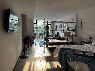 Gallery Studio 3 blocks from Central Park - 9