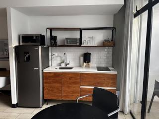 Gallery Studio 3 blocks from Central Park - 2