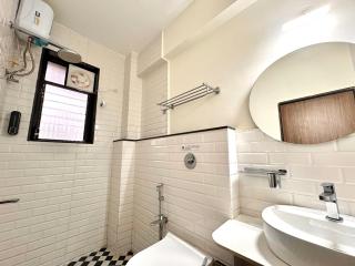 Relaxing 2BHK with Mangrove View - Family-Friendly, Pool - Candolim Beach - 3