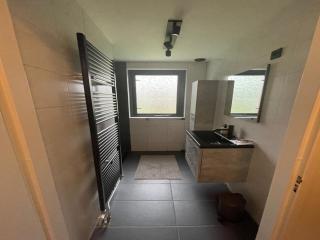 Sunny Family Bungalow by the Lake - 1