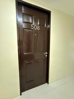 Urban Oasis Cozy Studio at Berkeley Suites South Forbes Nuvali - 1