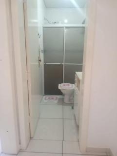 Casa em Ingleses - próximo á supermercados, padarias, farmácias e praia - 4