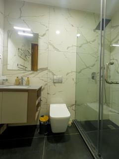 Luxury Studio Apt at 233 Boulevard Cantonment-Accra - 8