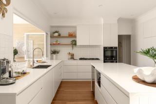 Elegant Queenslander Home with Tropical Pool Area - 2